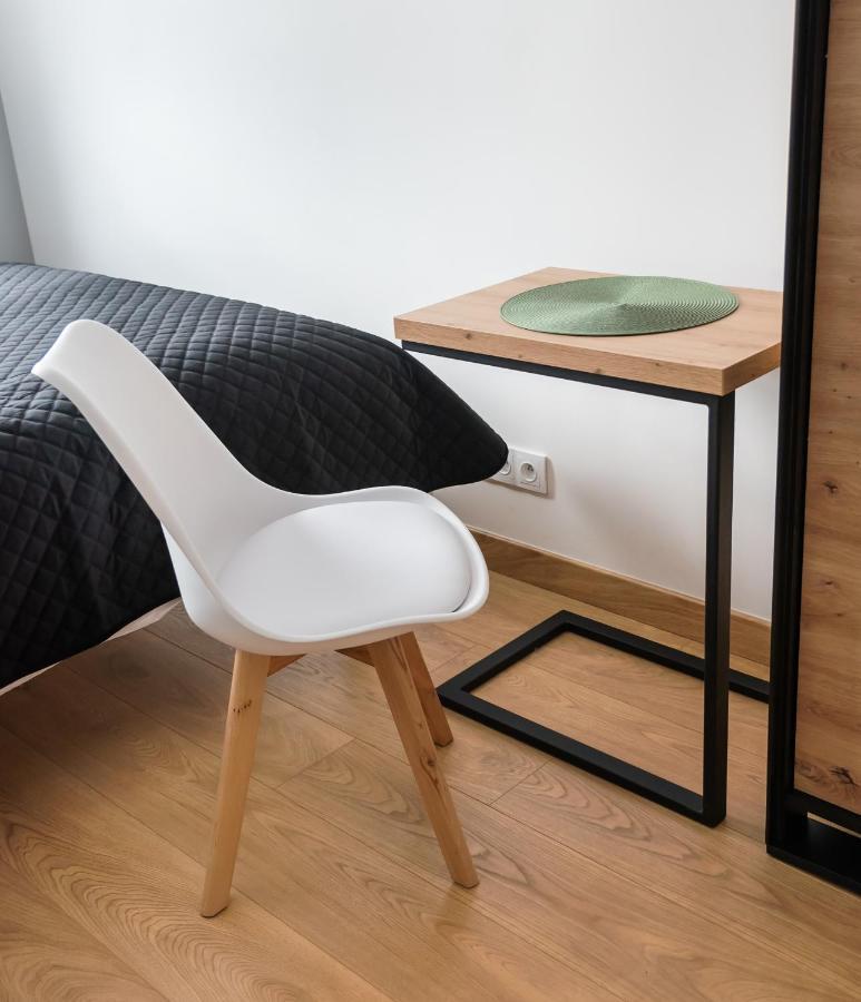 Wola Skwer Sunny Apartment وارسو المظهر الخارجي الصورة