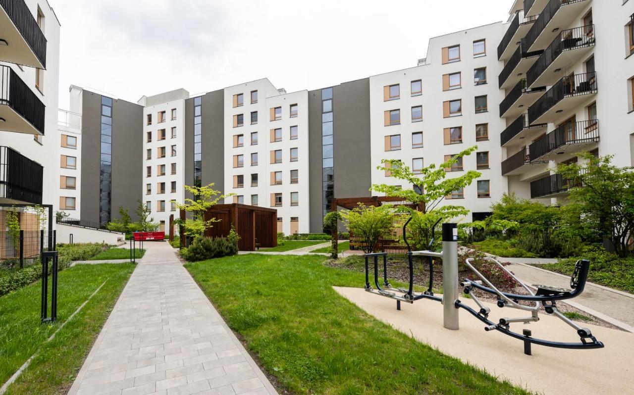 Wola Skwer Sunny Apartment وارسو المظهر الخارجي الصورة