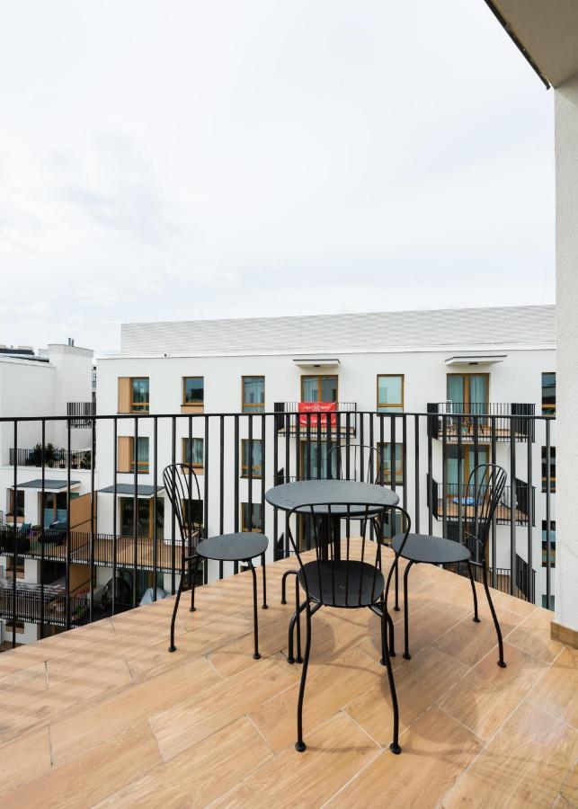 Wola Skwer Sunny Apartment وارسو المظهر الخارجي الصورة