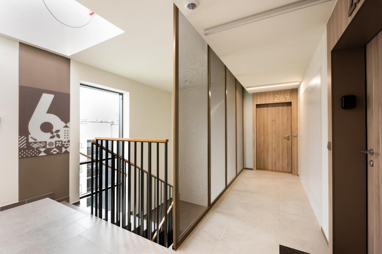 Wola Skwer Sunny Apartment وارسو المظهر الخارجي الصورة